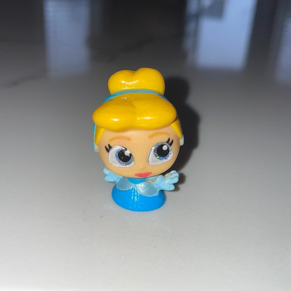 Disney Doorables series 4 Cinderella